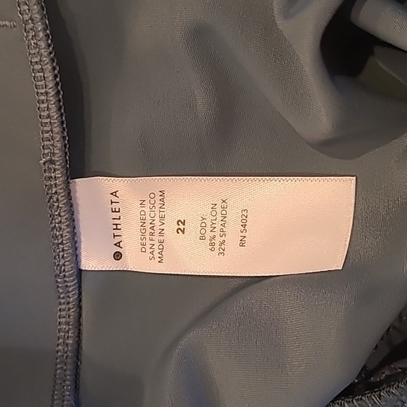 NWT Athleta Cosmic Kick Flare Pant - Picture 10 of 13